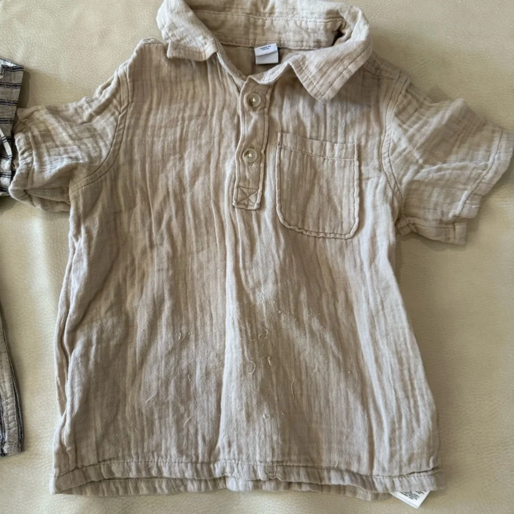 Bundle of boy neutral H&M and old navy shirts